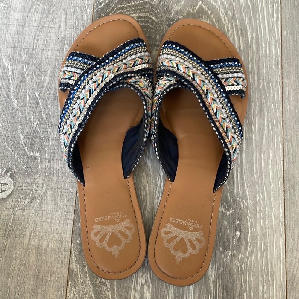 Size 7 Fergalicious detailed slide on sandals
